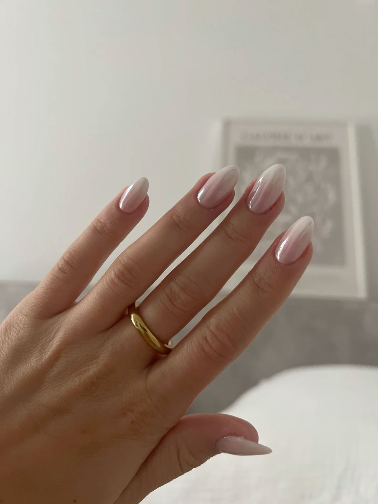 Elegant Milky Chrome Almond Nails: A Glazed Donut Manicure
